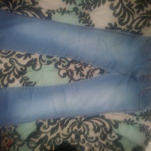Glo jeans